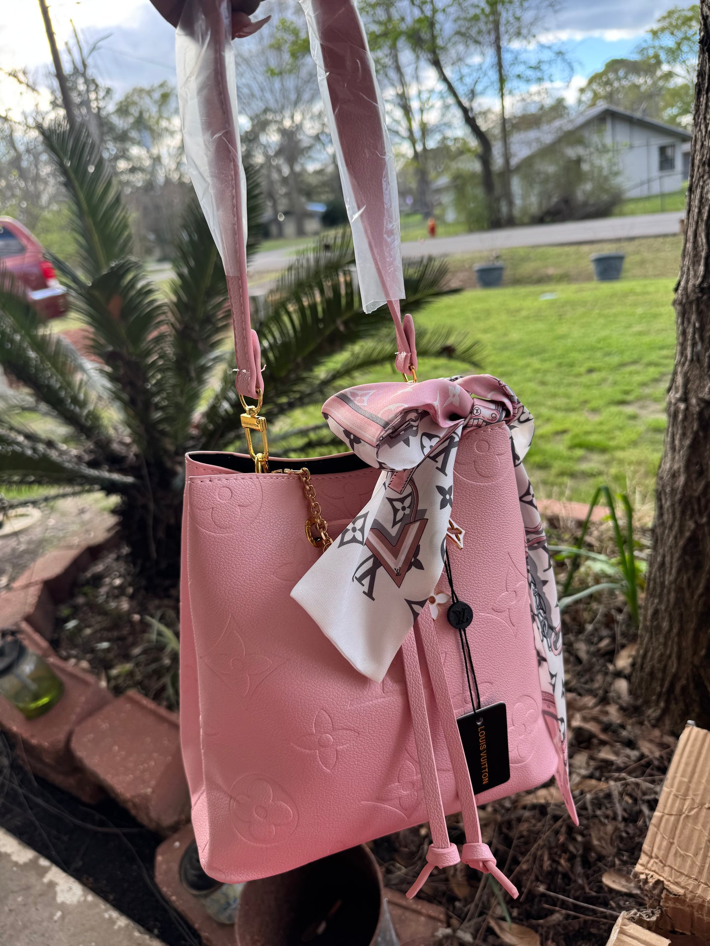 Medium Louis pouch